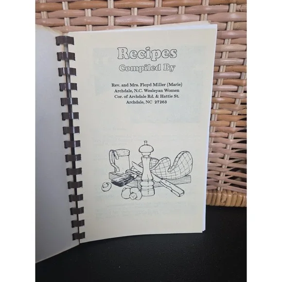 Archdale Wesleyan Church Cookbook Archdale, North Carolina 1994 Vintage - Picture 2 of 11